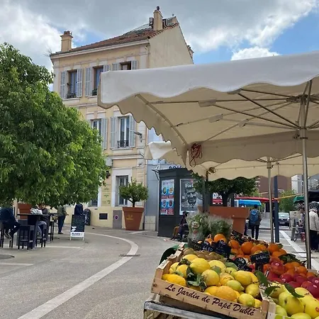 St Raphael Centre Calme Clim Commerces A Pieds Lägenhet *