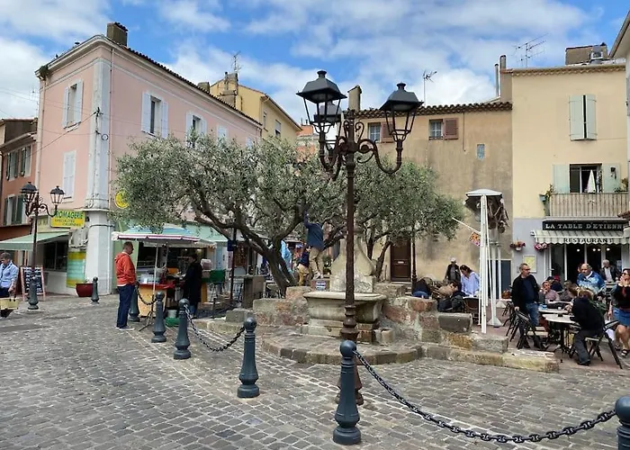 شقة St Raphael Centre Calme Clim Commerces A Pieds Saint-Raphaël