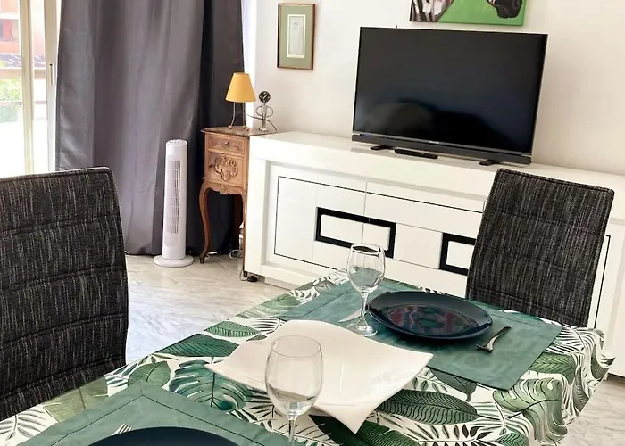 شقة St Raphael Centre Calme Clim Commerces A Pieds Saint-Raphaël