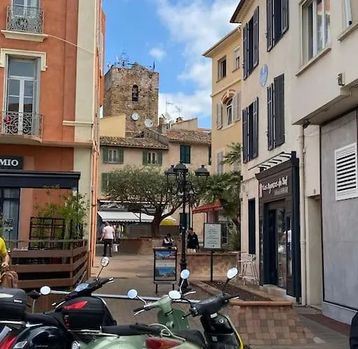 St Raphael Centre Calme Clim Commerces A Pieds شقة Saint-Raphaël